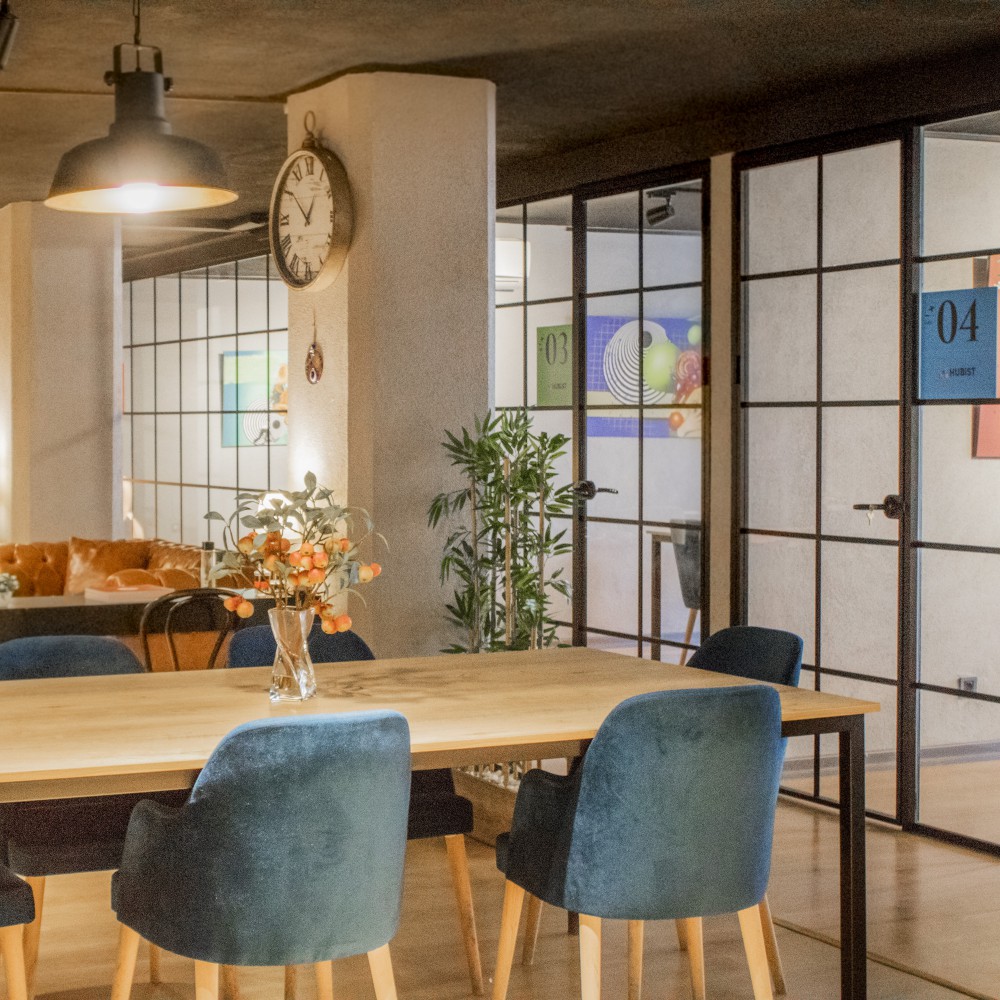 Retrowal Office Partition Systems