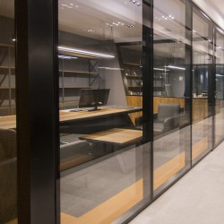 Flash Bondeo Office Partition Systems