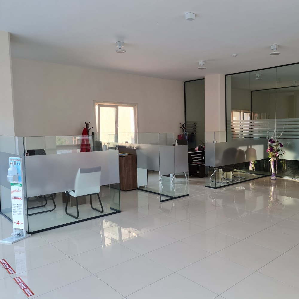 Low Office Partition Systems