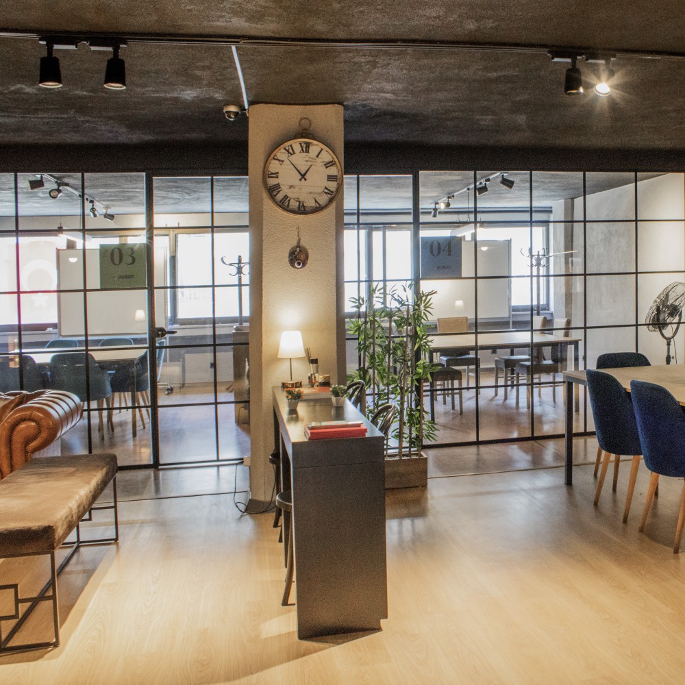 Retrowal Office Partition Systems