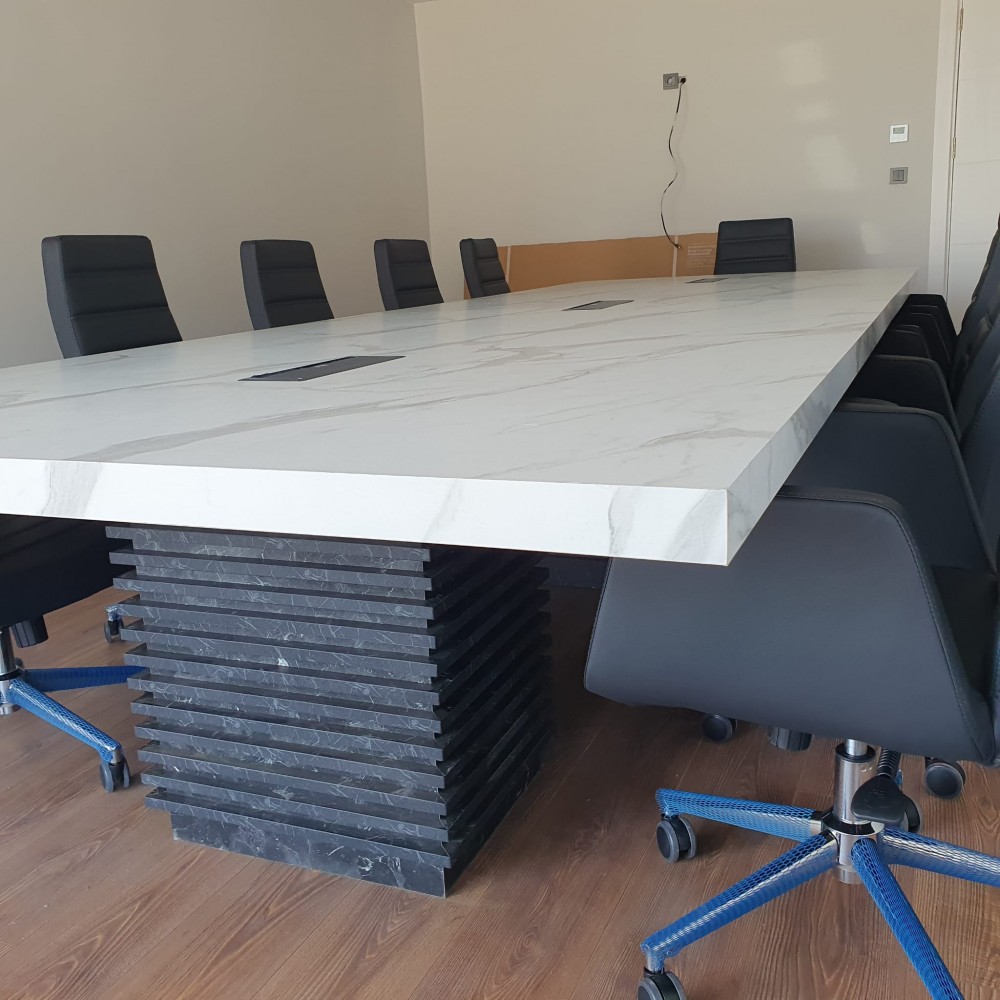 Rome Meeting Table