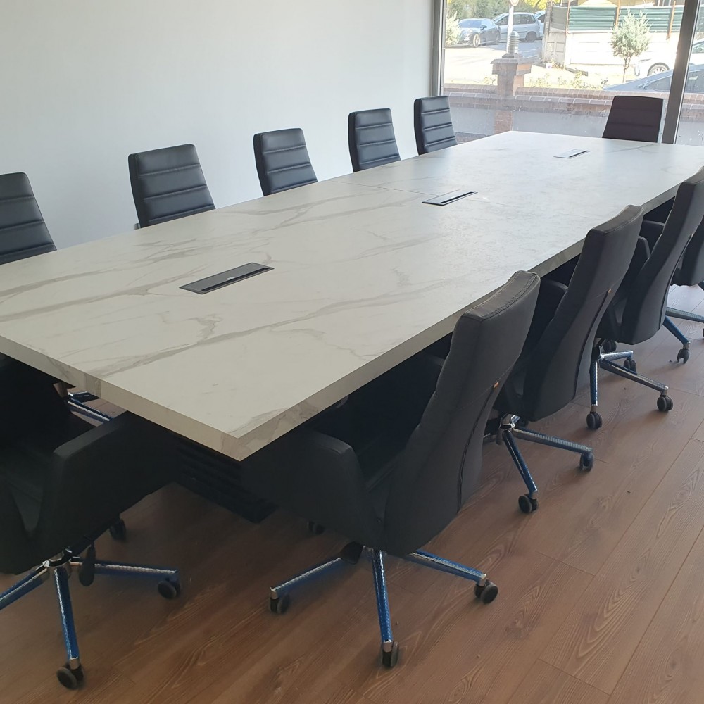 Gök Metal Meeting Table
