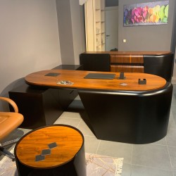 Final Authority Office Set