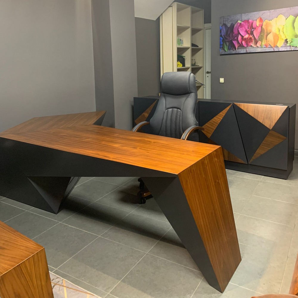 Tiran Executive Office Set