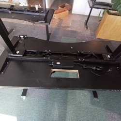 IOM Motorized Height Adjustable Wheeled Table