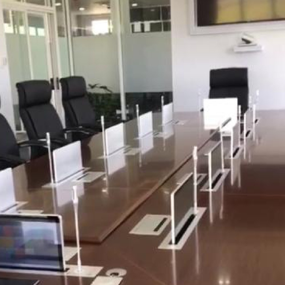 BLL18.5 Motorized Monitor Lift