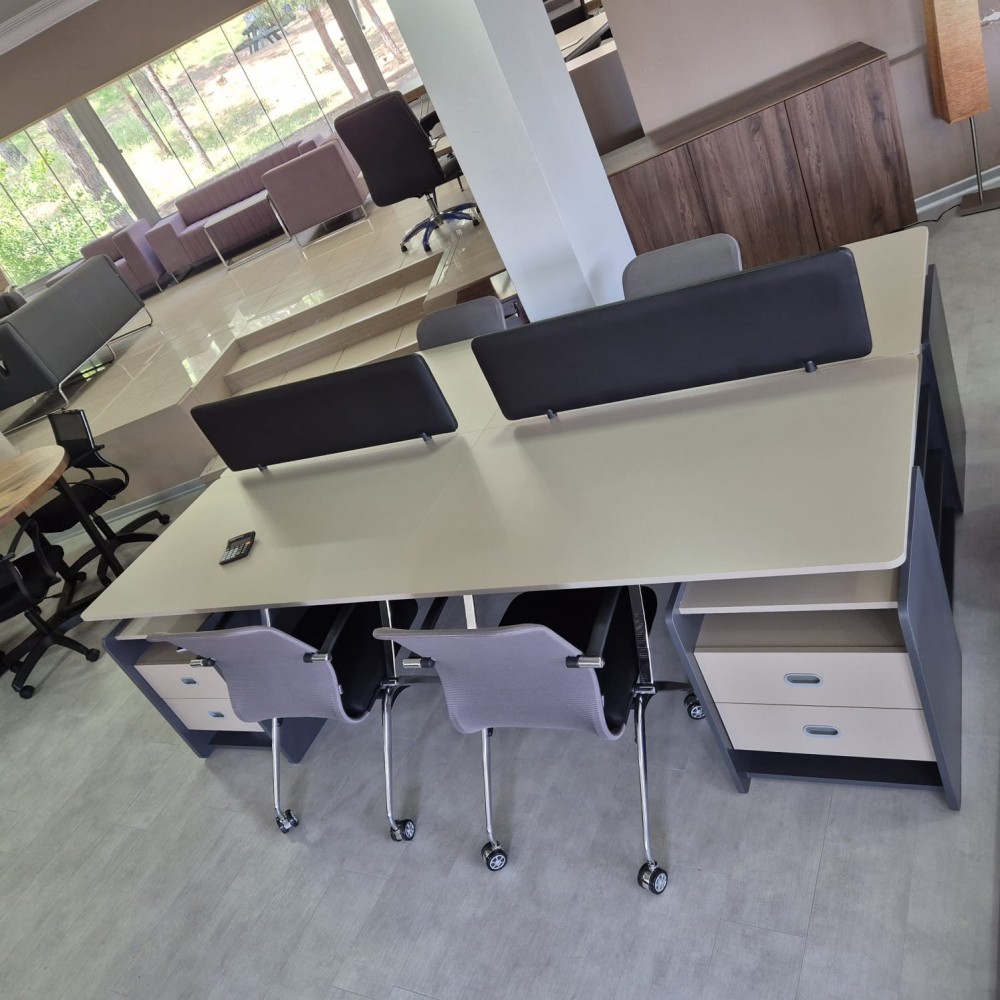 Qatar For Four Person Desk Workstation