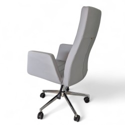 Asia Executive Chair