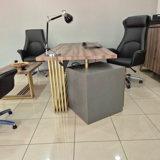 Executive Set