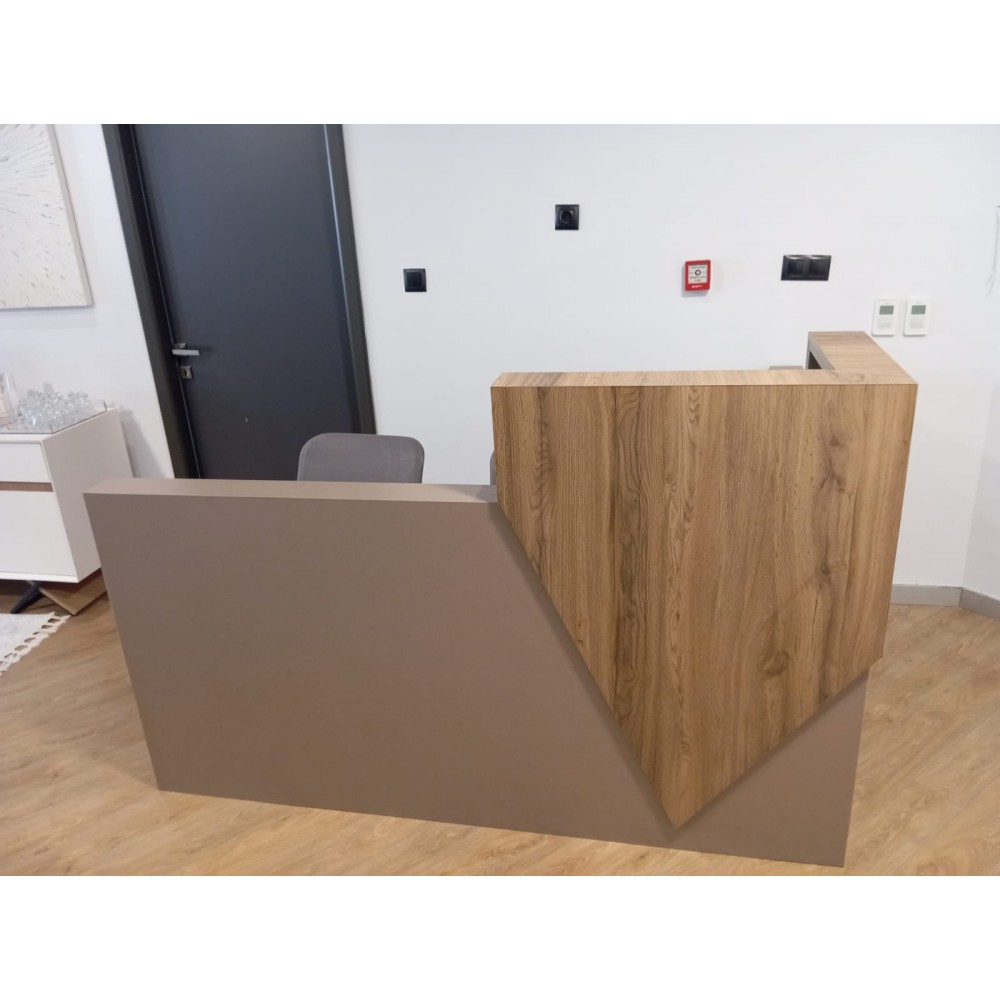 Reception_Desk