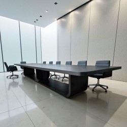 Big_Meeting_Table