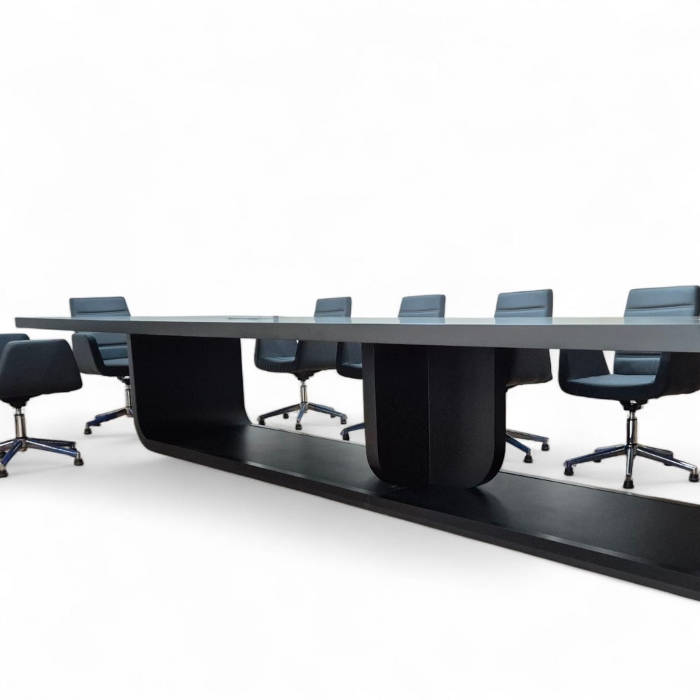 Big_Meeting_Table
