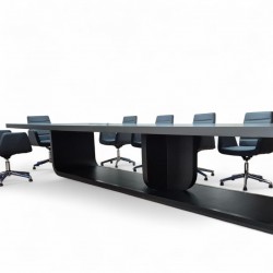 Big_Meeting_Table