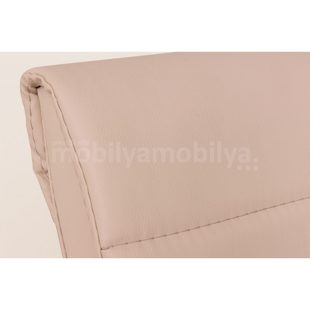 Canberra Executive Team Victory Walnut