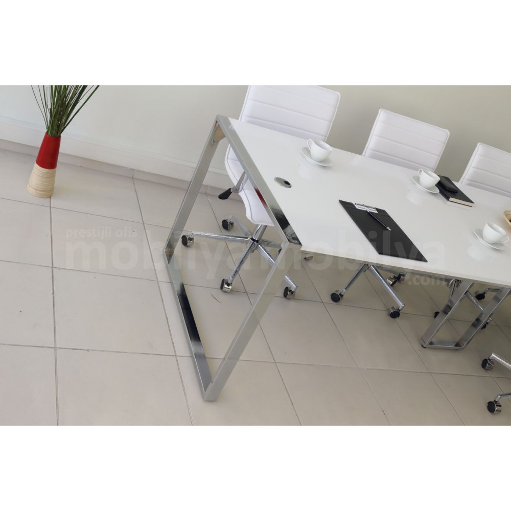 Big Apple Meeting Table