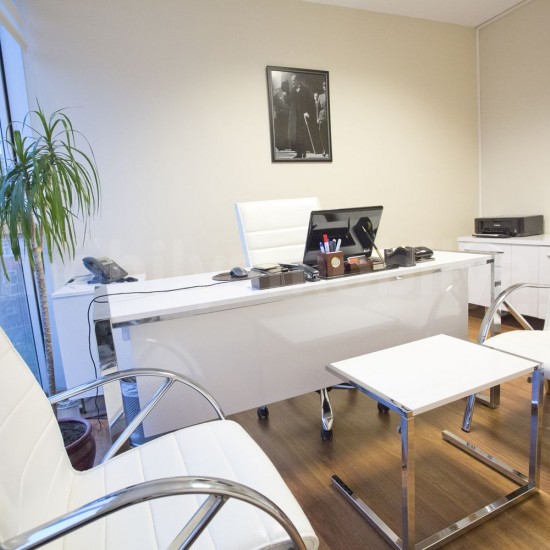 Personnel Office Team High Gloss White